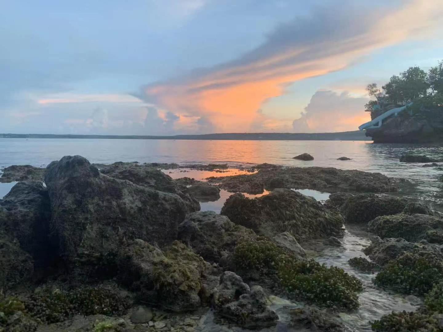 Jelly Sea Resort Siquijor Exterior photo